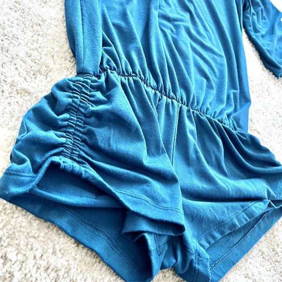 L Space Small Blue Romper Lace Shoulder V Neck Short Sleeve Mini Jumpsuit Shorts - Picture 7 of 14